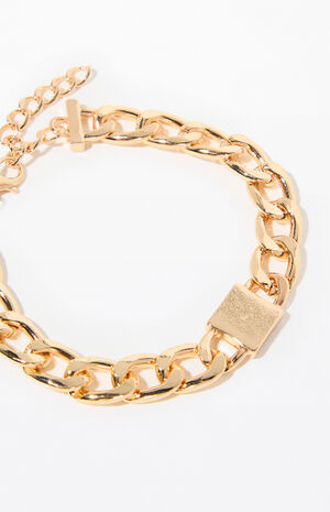 Gold Chain Link Bracelet image number 2