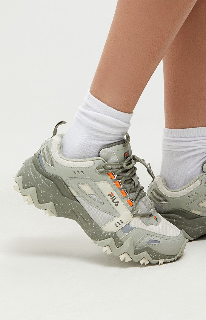 Fila sneakers beige on sale
