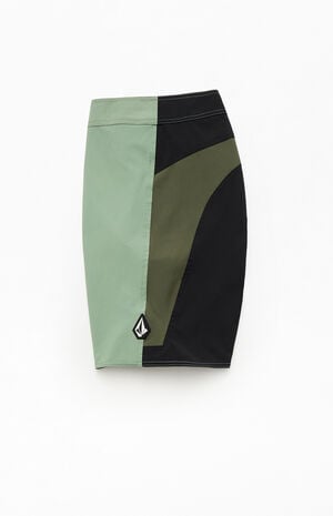 React Mod 10" Boardshorts image number 3