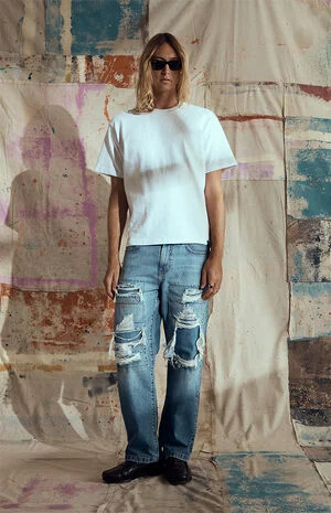 by Pacsun Logan Relaxed Straight Jeans Light blue image number 1