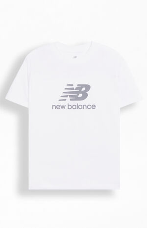 Essential Logo T-Shirt image number 1