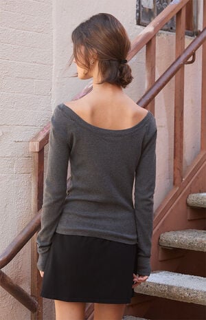 Gray Off-The-Shoulder Long Sleeve Top image number 4