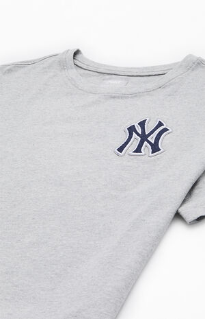 Kids NY Yankees Classic Boxy T-Shirt image number 3