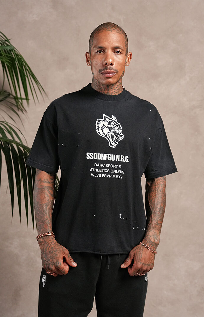 DARC SPORT ATHLETICS Loyalty Wolf Raglan T-Shirt
