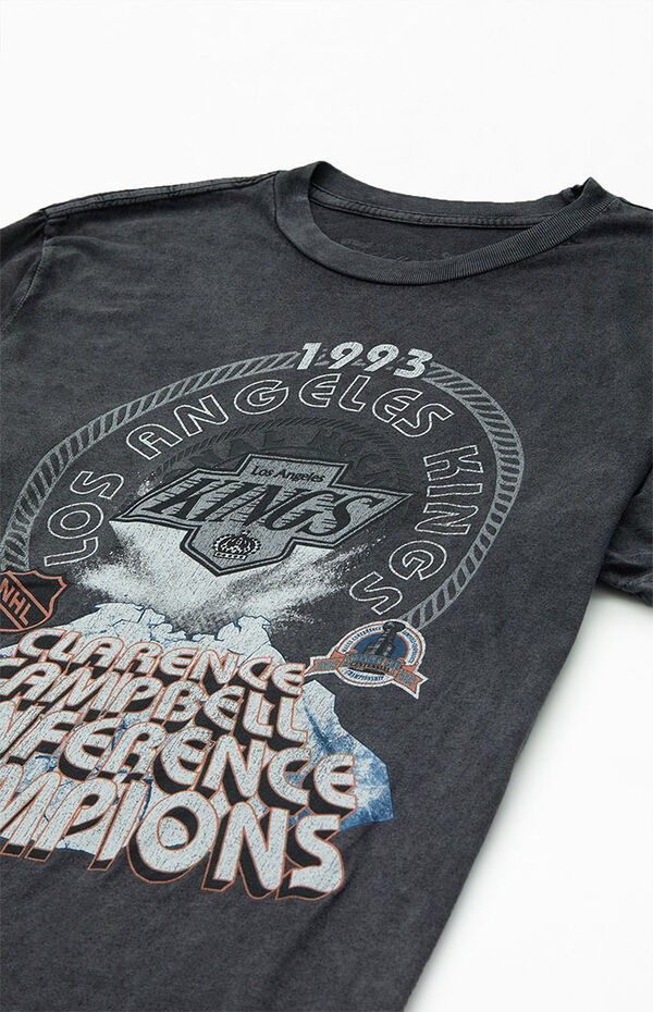 Distressed Logo Tee Los Angeles Kings - Shop Mitchell & Ness
