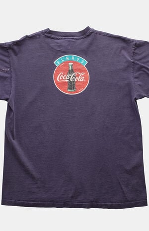 2000s Coca Cola Graphic T-Shirt image number 2
