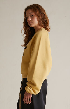 Women's Amber Fleece Cropped Crew Neck Sweatshirt image number 3