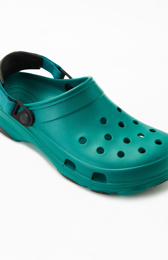 Crocs pacsun 2025