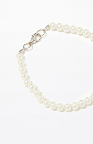 of pearl bracelet