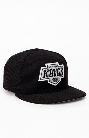LA Kings Chenille Pop 59FIFTY Fitted Hat image number 1