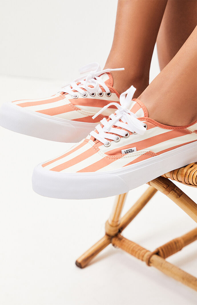 Women's Stripe Authentic Lo Pro Sneakers