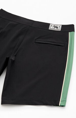 Core Pinline 9" Boardshorts image number 4