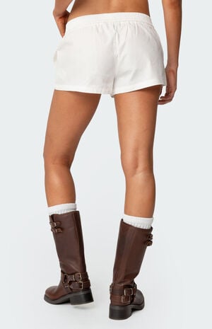 Edikted Embroidered Boxer Shorts image number 4