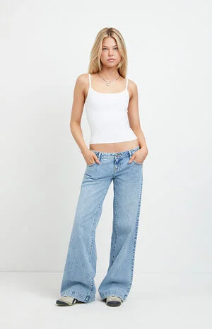 Kaia Ultimate Low Rise Baggy Jeans Stretch Light Blue image number 2