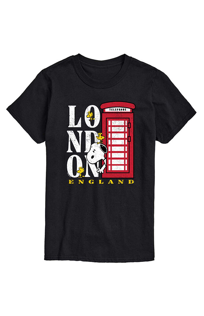 Hybrid Apparel Men's Peanuts Snoopy and Woodstock London T-Shirt in Black - Size XL