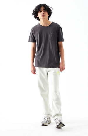 Vintage Wash Pocket T-Shirt image number 2