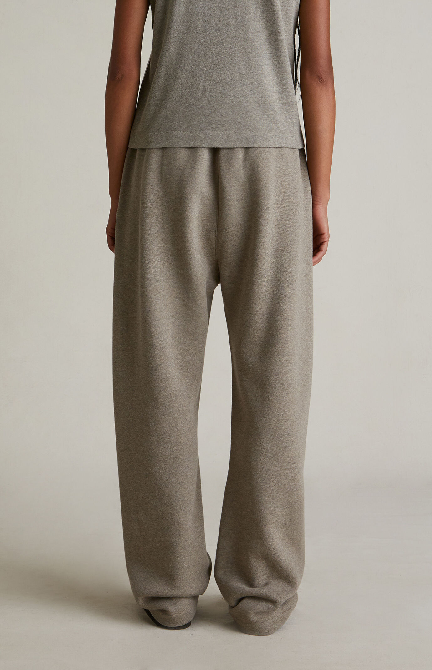 パンツ FEAR OF GOD Women Straight Pants 130SP255443FW HOMESTEAD GRE Fear of God Essentials Women's Homestead Heather Relaxed