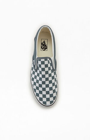 grey and white checkerboard vans