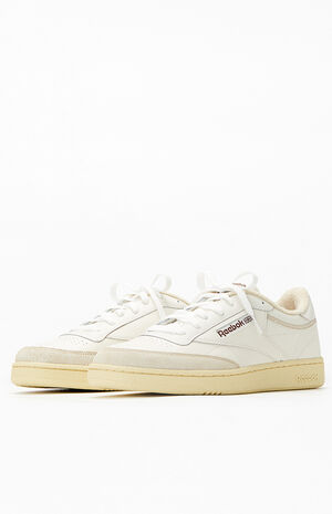 Off White Club C 85 Shoes image number 2