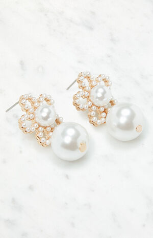 Mini Pearl Flower Stud Earrings image number 2