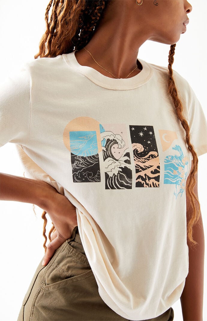 Abstract Wave T-Shirt