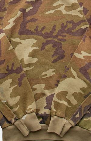 '80s Camo Crew Neck Sweatshirt image number 2