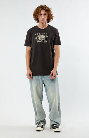 Tokyo Beach Club T-Shirt image number 4