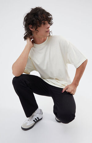 Off White Loch Solid Oversized T-Shirt image number 4