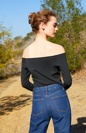 Black Bonnie Off-The-Shoulder Long Sleeve Top image number 3
