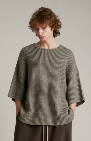 Heather Grey Heavy Waffle Knit Short Sleeve Sweater image number 2