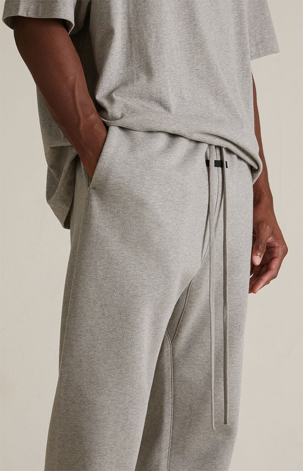 Fear of God ESSENTIALS Dark Heather Oatmeal Fleece Sweatpants thumbnail 5