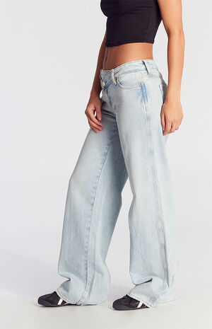 Casey Low Rise Baggy Jeans Asymmetrical Light Indigo image number 3