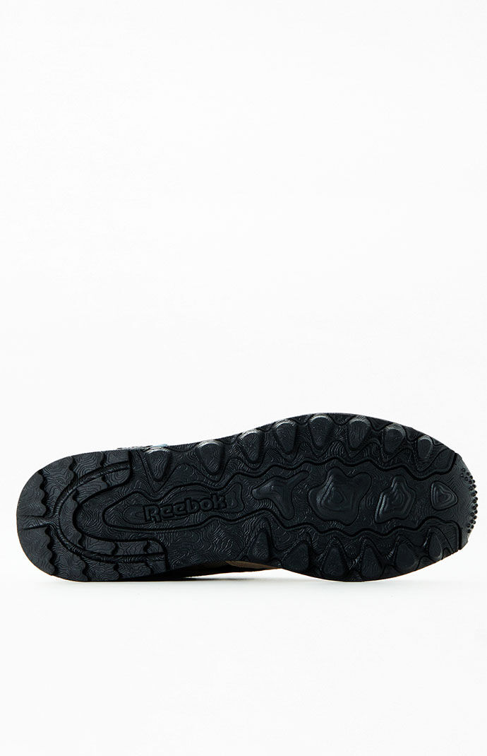 Reebok classic pacsun best sale