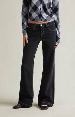 Charlie Low Rise Baggy Bootcut Jeans Contrast Dark Blue image number 2