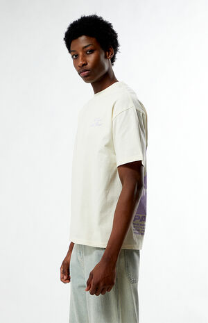 Present T-Shirt image number 3