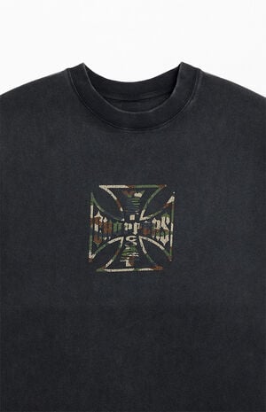 Camo Logo Border T-Shirt image number 3