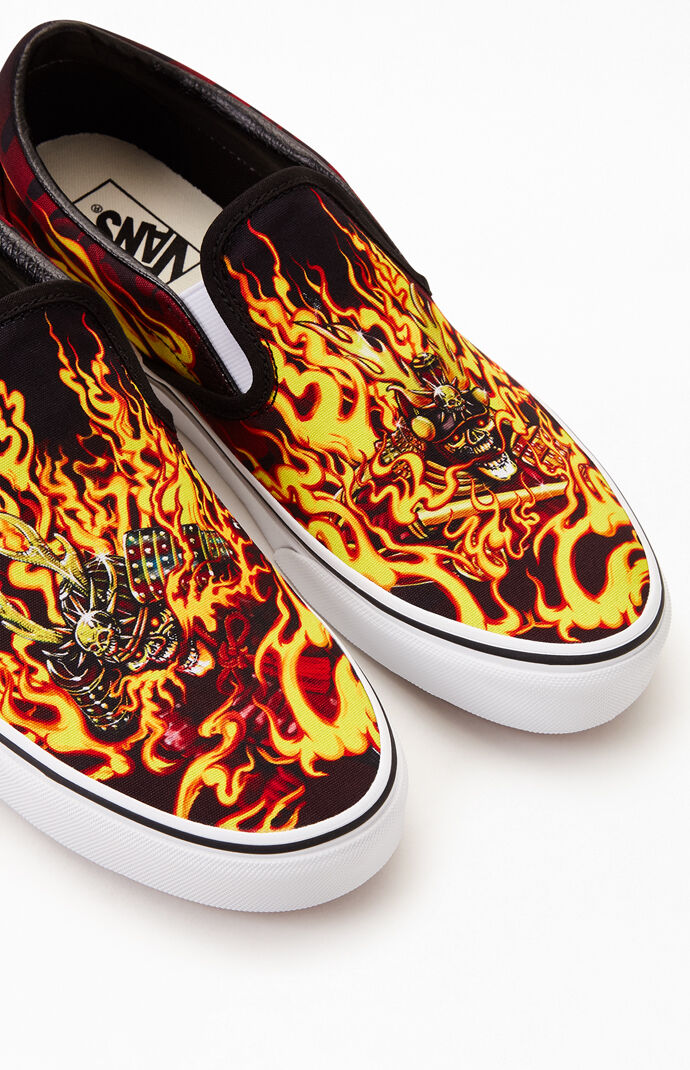 vans slip on samurai rising