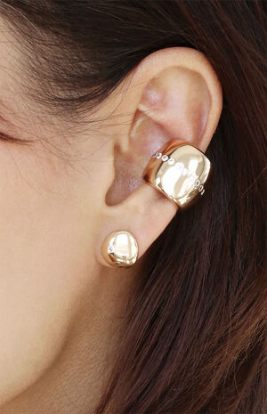 Center Crystal Line Chunky Ear Cuff image number 2