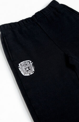 Kids Mustang Emblem Sweatpants image number 2