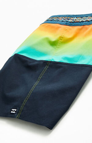 Eco Fifty50 Pro Performance 19" Boardshorts image number 4