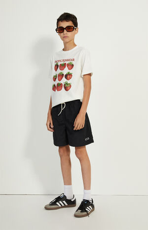 Pacific Sunwear Strawberry T-Shirt image number 4