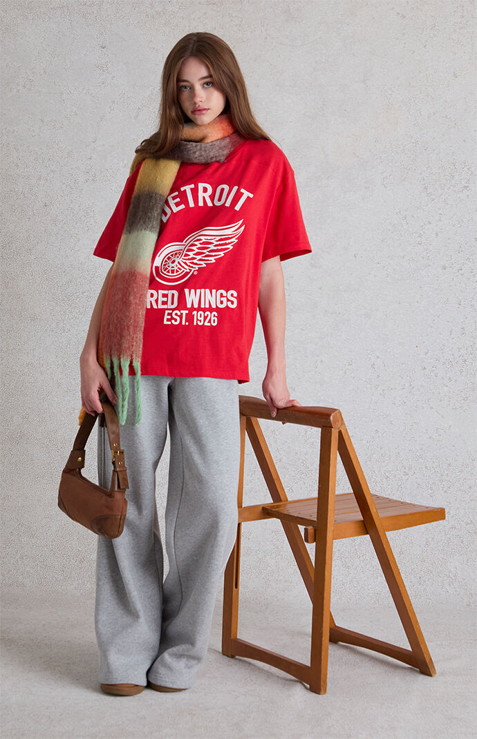 WILD COLLECTIVE Women's x NHL Detroit Red Wings Boxy T-Shirt - Size XL