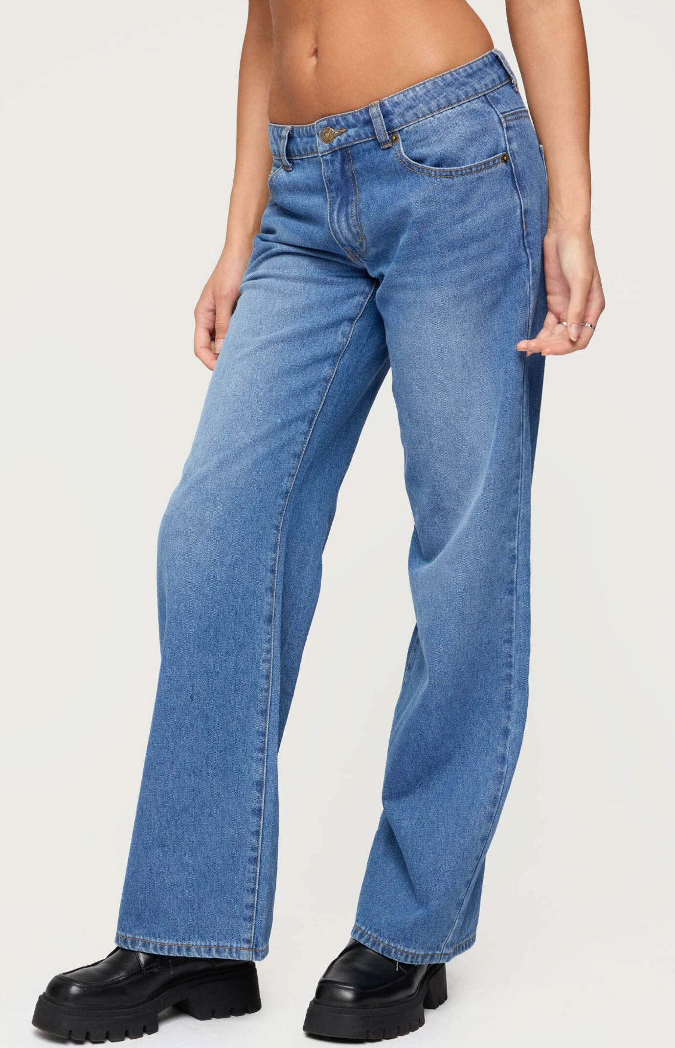 Edikted Nikoletta Straight Leg Low Rise Jeans
