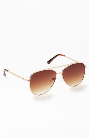 Gold Metal Aviator Sunglasses image number 1