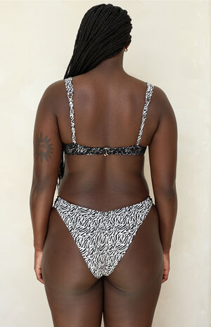 Stray Underwire Bikini Heart Top image number 7