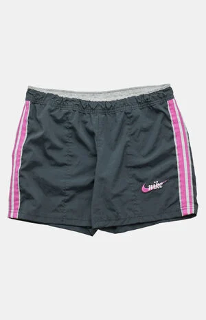 2000s Nike Mini Shorts image number 1