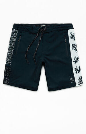 Eco Restore Surftrek Lo Tide 8" Boardshorts image number 1