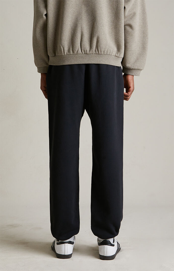Fear of God Essentials Black Heavy Fleece Sweatpants | PacSun