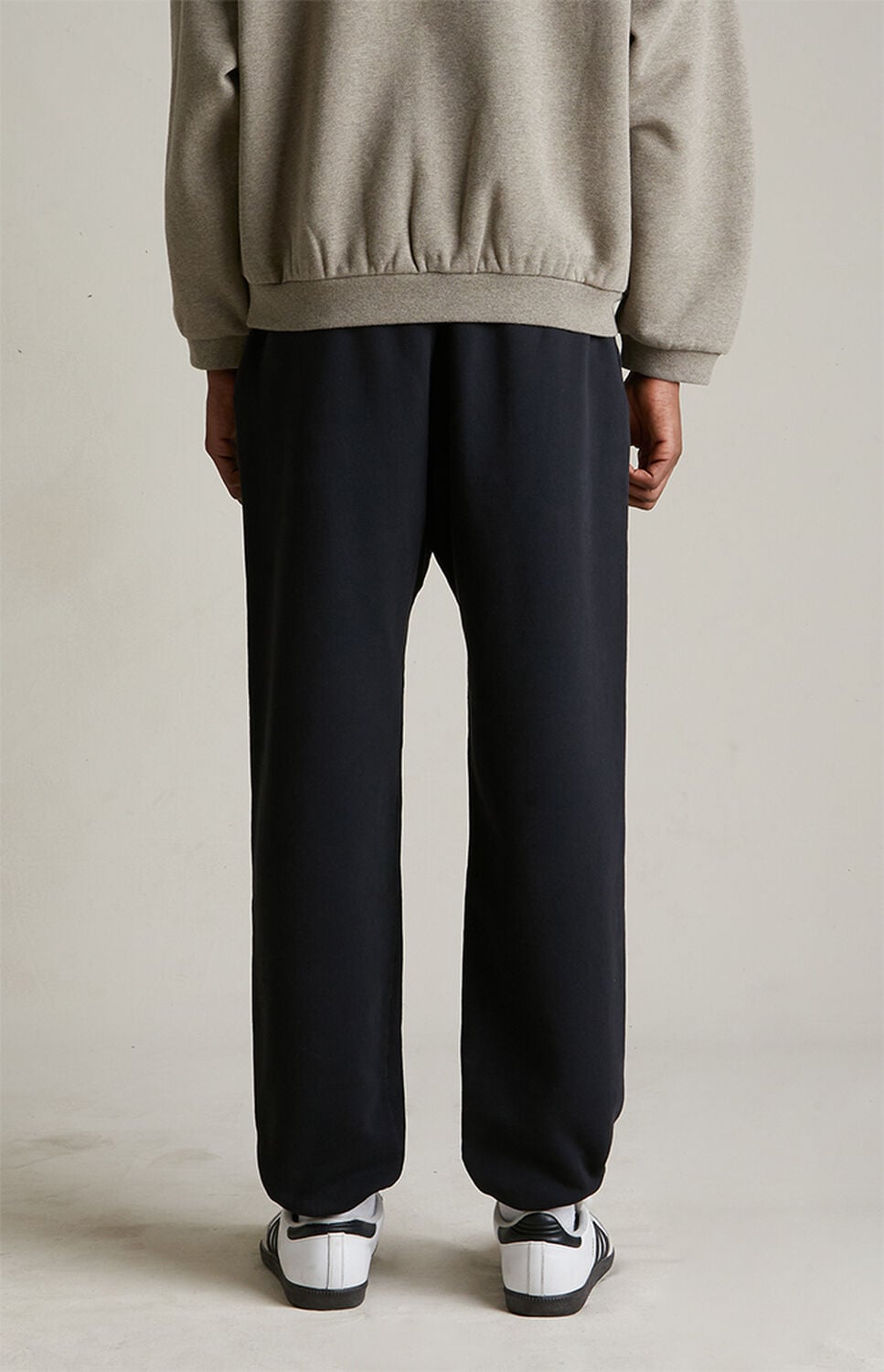 Fear of God ESSENTIALS Black Heavy Fleece Sweatpants thumbnail 6