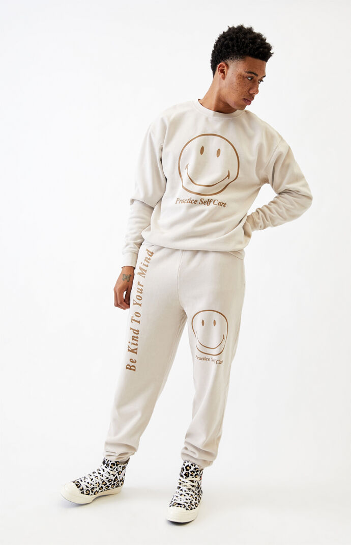 Pacsun smiley face hotsell sweatshirt